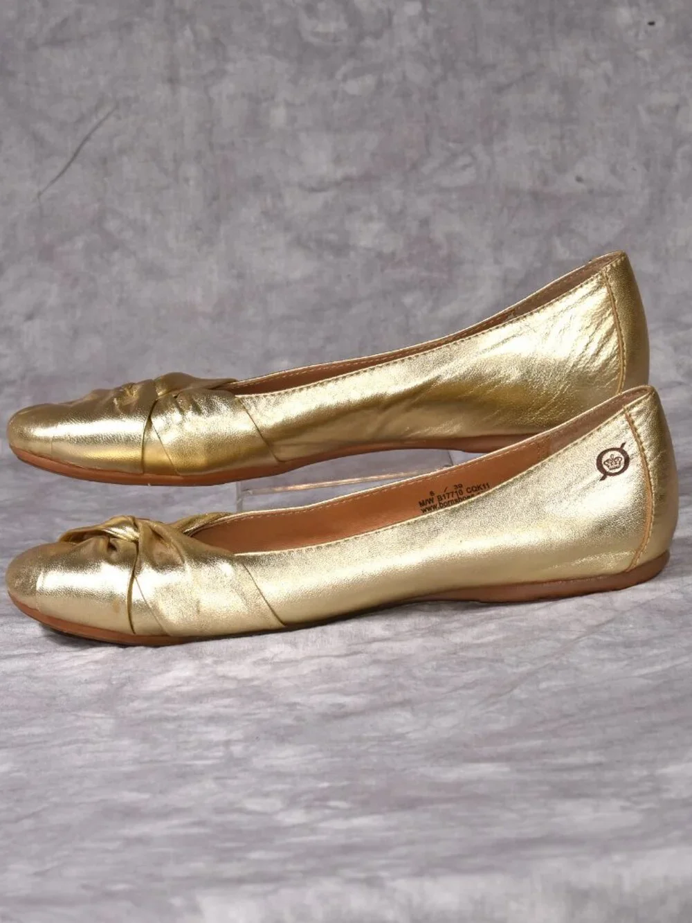 Born Shoes Metallic Gold Lilly Knotted Flats Size 8/39 Leather Upper Gently Used - Picture 4 of 14
